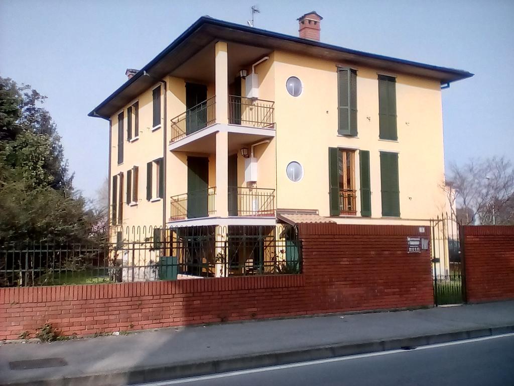 Locanda I Tarocchi Vailate 외부 사진